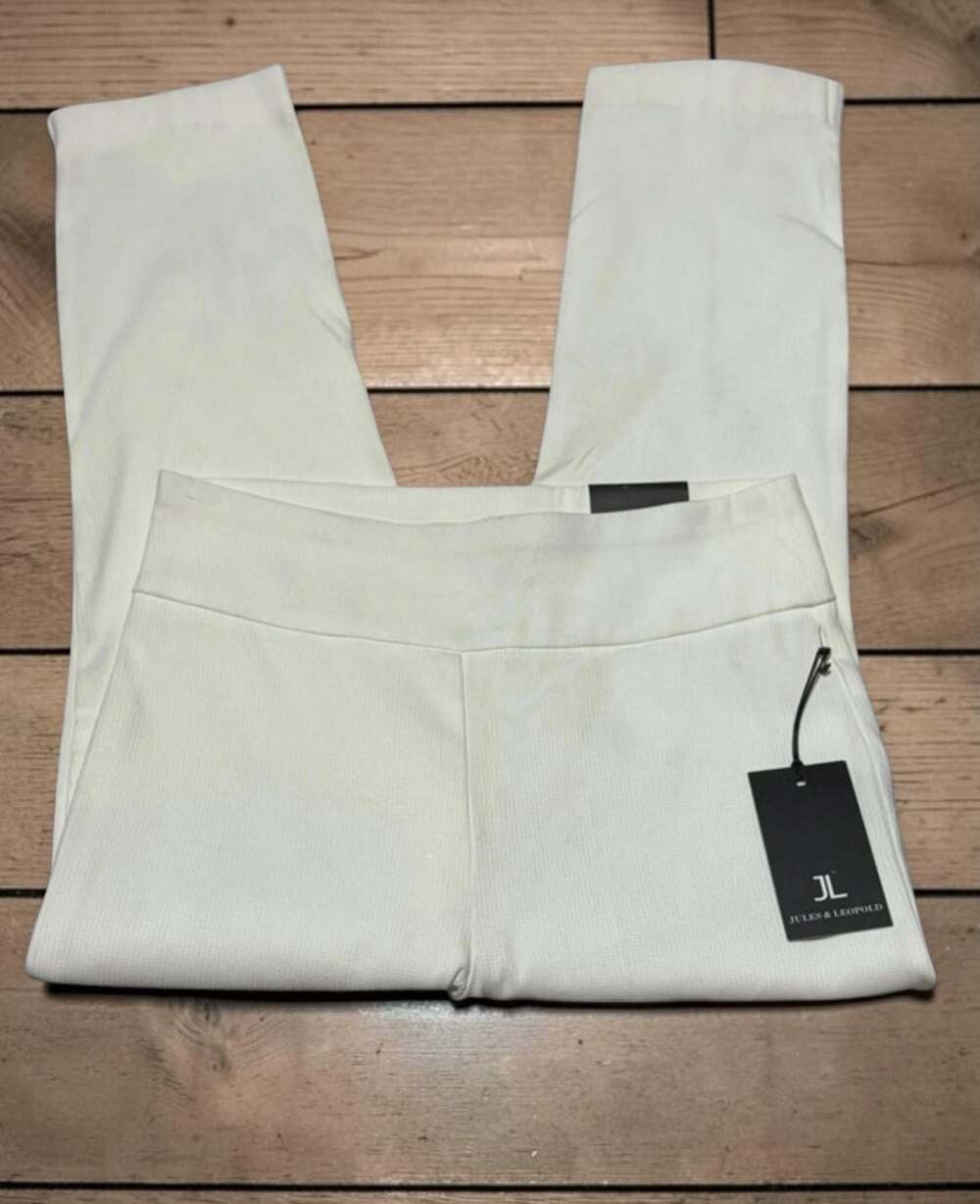 Jules & Leopold Women's Textured Pull-On Ankle Trousers in White